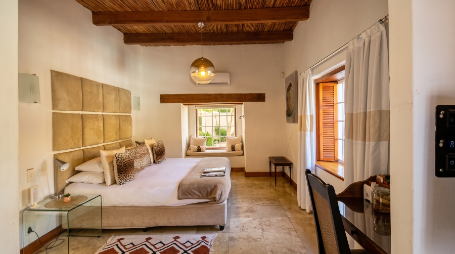 8 Bedroom Property for Sale in Swellendam Western Cape